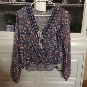 Hollister wrap blouse floral NWOT